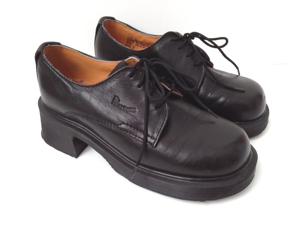 Dr Martens à talon vintage années 90 Made in England UK 3 36, Enlèvement, Dr Martens, Porté, Noir