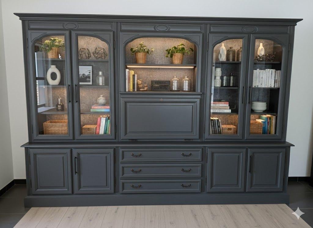 Wandkast in zeer goede staat, ideaal om te restylen., Ophalen, 250 tot 300 cm, Gebruikt, Met deur(en)