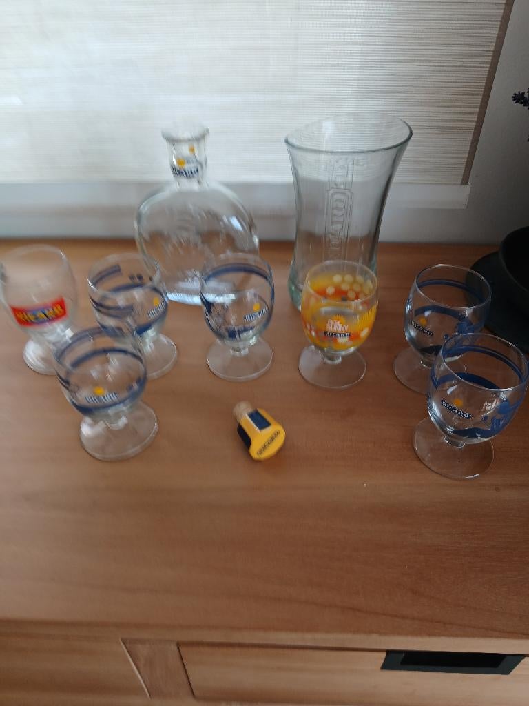 ricard glazen en carafs, Verzamelen, Ophalen, Zo goed als nieuw, Borrel- of Shotglas