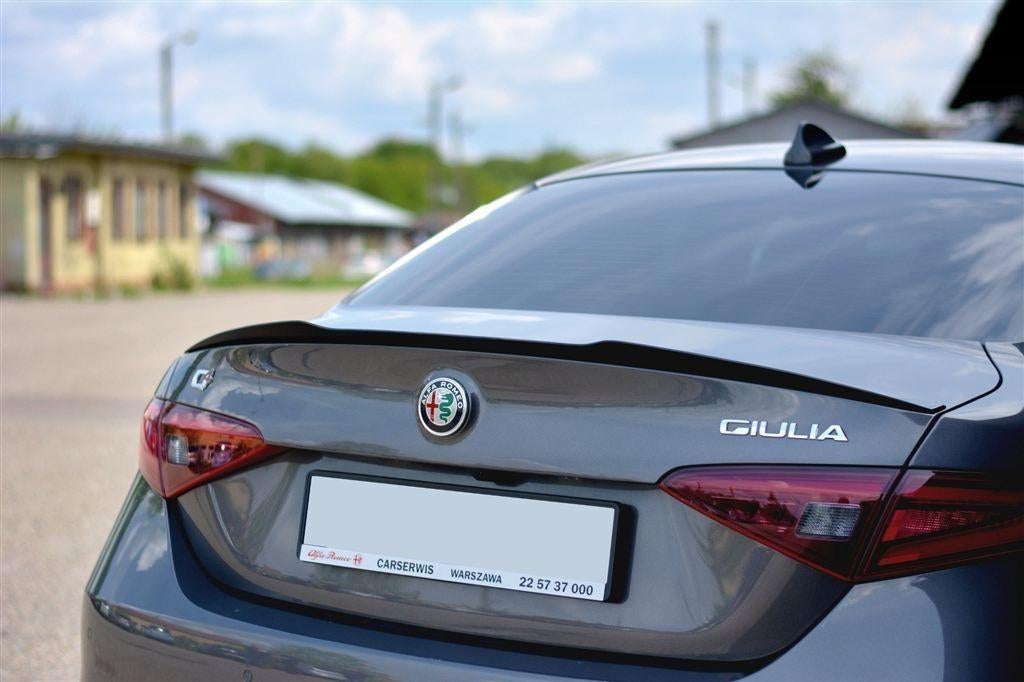 Maxton Design Alfa Romeo Giulia Veloce Q4 Spoiler Cap Spoile, Envoi