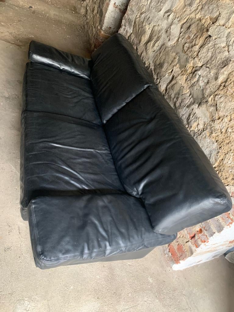 Salon 3+2 places 2 Divans en cuir noir Très bon état, Enlèvement, Utilisé, Quatre personnes ou plus, Cuir