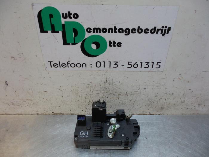 Serrure portière mécanique 4portes arrière droite d'un Op, -, Opel, Utilisé, -