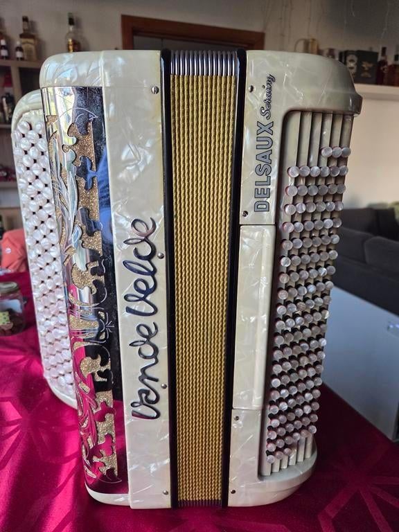 Accordéon Vande Velde, Musique & Instruments, Autres marques, Comme neuf, Enlèvement, Avec bretelles
