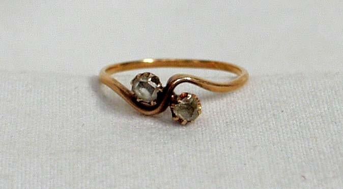 Bague vintage en or avec diamant Bypass., Enlèvement ou Envoi, Or, Bague, Avec pierre précieuse