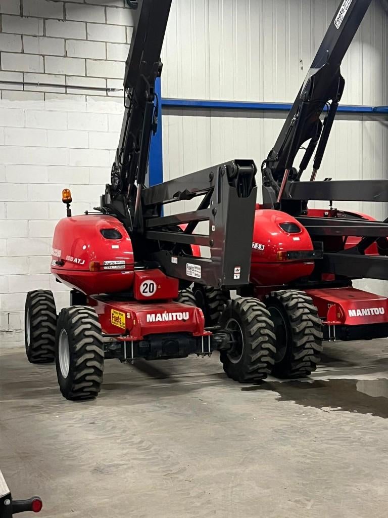 Nacelles Manitou ATJ200 et ATJ180, Articles professionnels, Machines & Construction | Grues & Excavatrices, Plateforme élévatrice