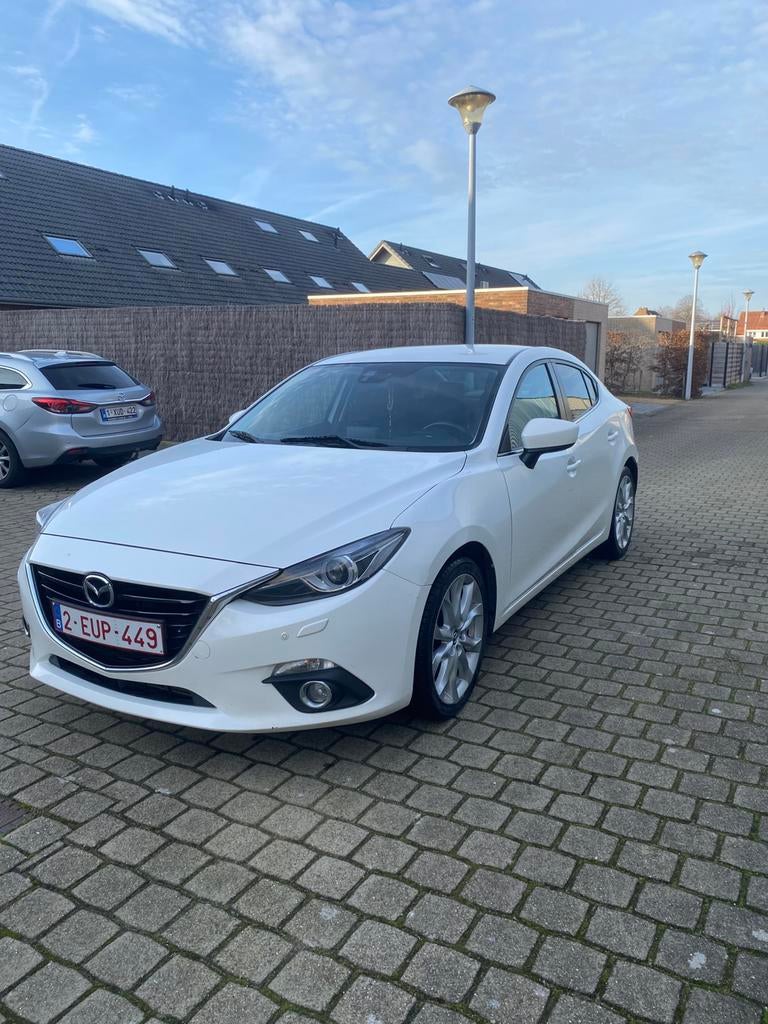 Mazda 3 2.2 Diesel Euro 6, Auto's, Mazda, Voorwielaandrijving, 4 deurs, Wit, Leder