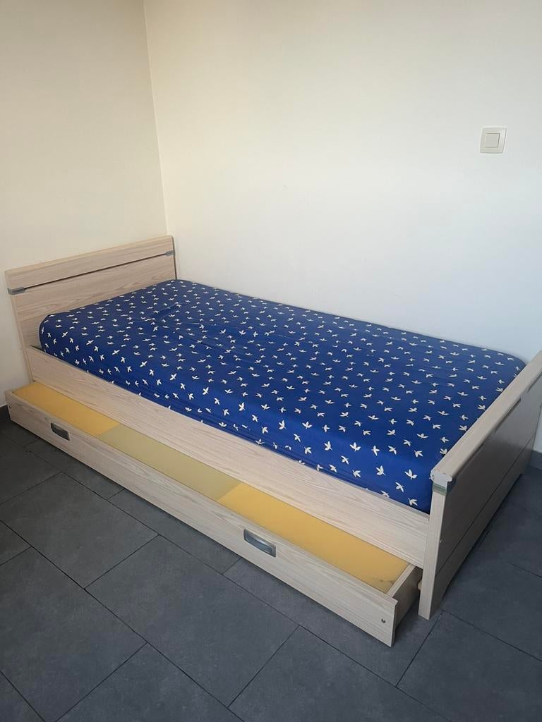 Eenpersoonsbed, Huis en Inrichting, Slaapkamer | Complete slaapkamers, Ophalen, Gebruikt, Eenpersoons