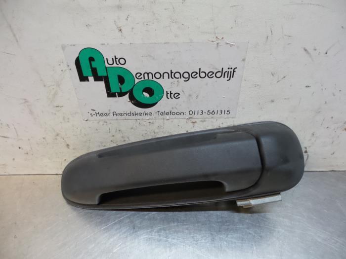 Poignée portière 4portes arrière droite d'un Jeep Cheroke, Autos : Pièces & Accessoires, Jeep, -, Utilisé, -
