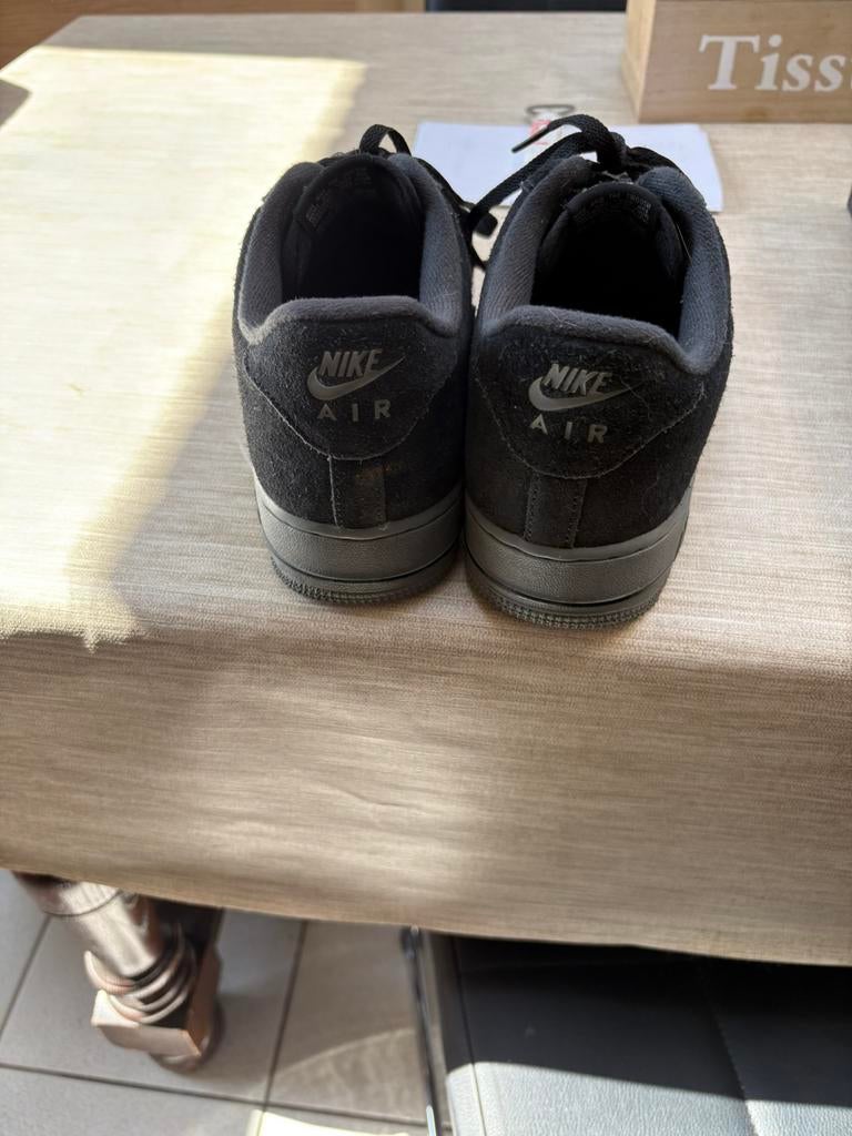 Bijou Nike Air Force 1 Taille 44, Comme neuf, Enlèvement, Baskets, Noir