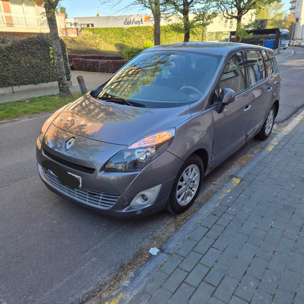 Renault scenic 1600cc 2009 165000km, Auto's, Renault, Particulier, Te koop