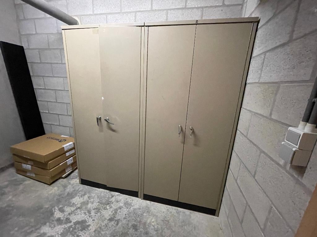 2x Metalen dossierkast archiefkast - kantoorkast - beige, Huis en Inrichting, Kasten | Roldeurkasten en Archiefkasten, Ophalen