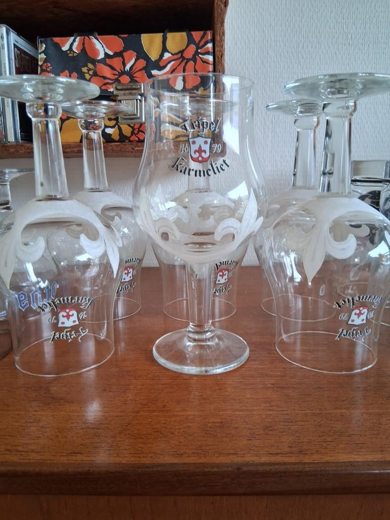 12 nieuwe bierglazen, Verzamelen, Ophalen