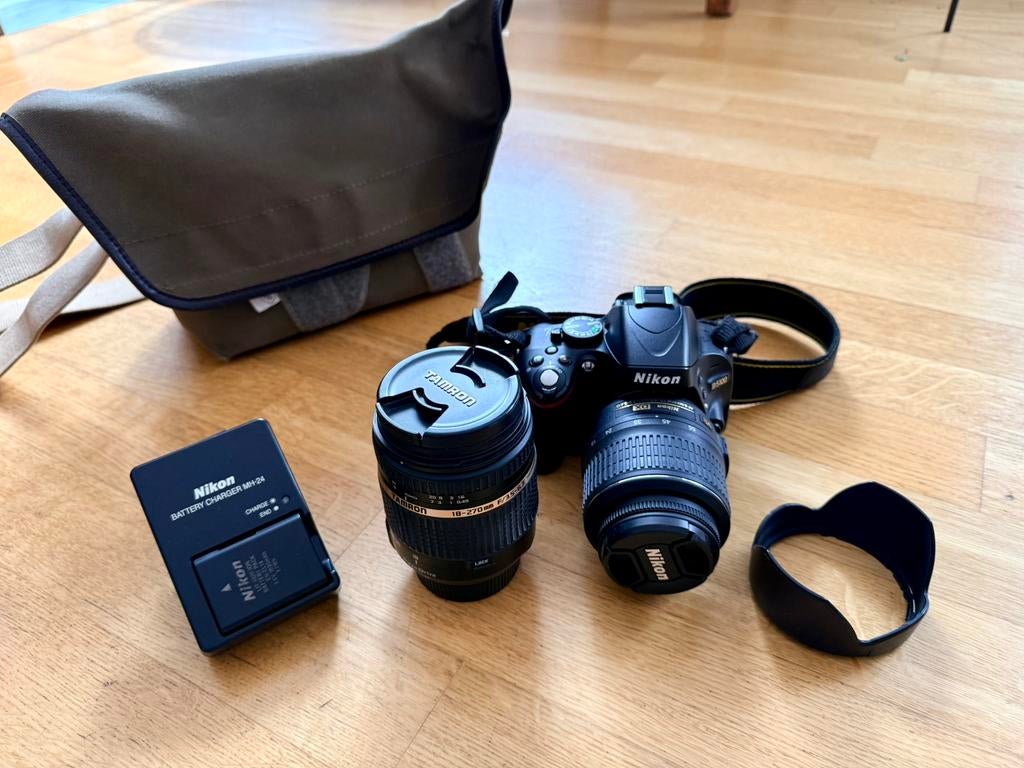 Nikon D5100 et 18-270 mm objectif Tamron, Audio, Tv en Foto, Ophalen, Zo goed als nieuw, Nikon