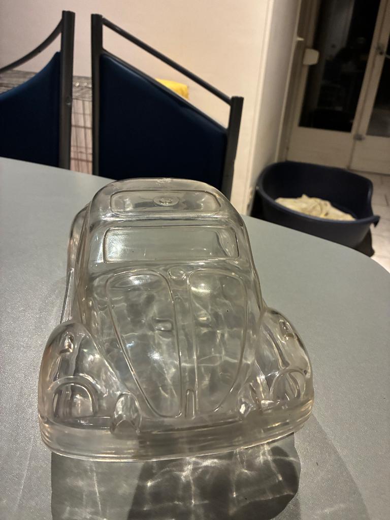 Boîte en forme de voiture Coccinelle, Enlèvement ou Envoi, Utilisé