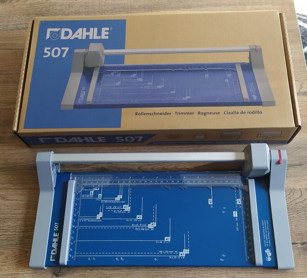 Dahle 507 - coupe-rouleaux/coupe-papier, Enlèvement ou Envoi, Comme neuf, Machine à trancher ou Rogneuse