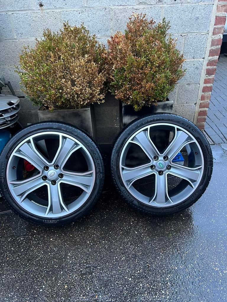 Range Rover Sport V8  '22 inch velgen  Topkwaliteit 1795€, Auto-onderdelen, Banden en Velgen, Ophalen, Gebruikt, 265 mm, Banden en Velgen