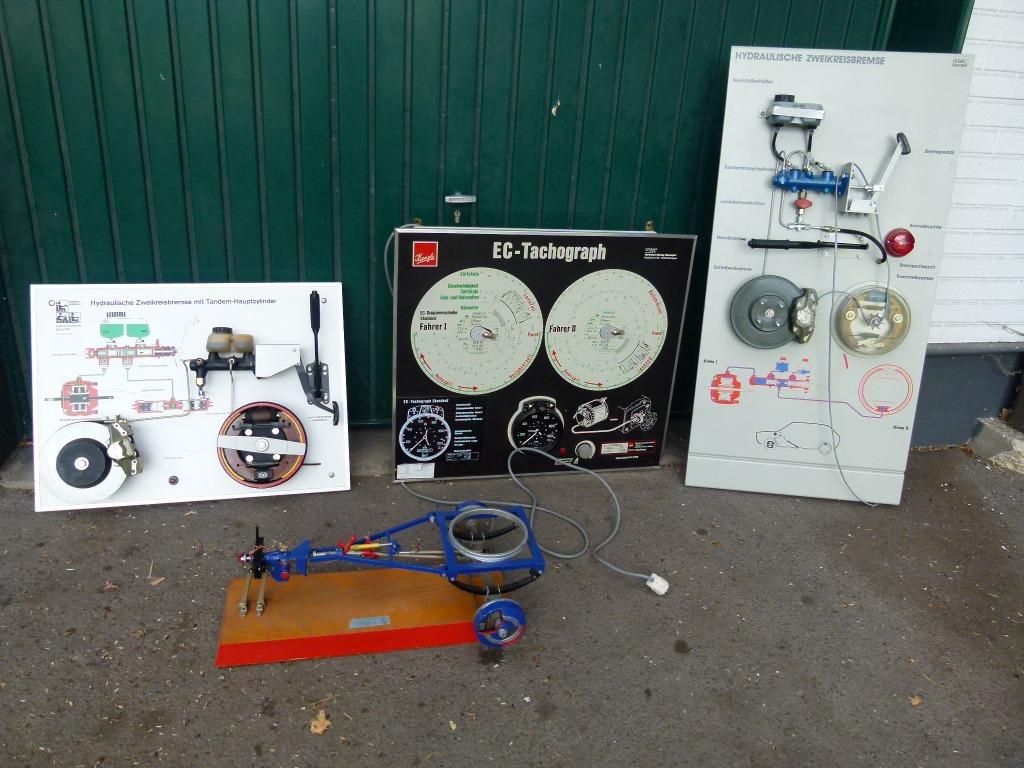 vintage rijschool auto didactisch lesmateriaal mancave, Verzamelen, Retro, Huis en Inrichting, Ophalen