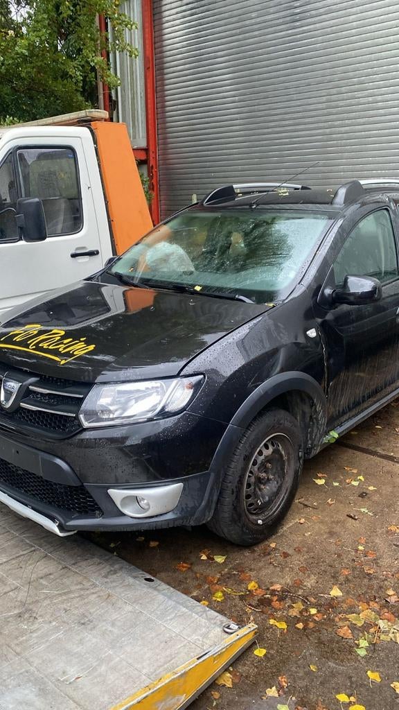 Toutes pièces disponibles pour Dacia Sandero, Autos : Pièces & Accessoires, Autres pièces automobiles, Enlèvement ou Envoi, Dacia