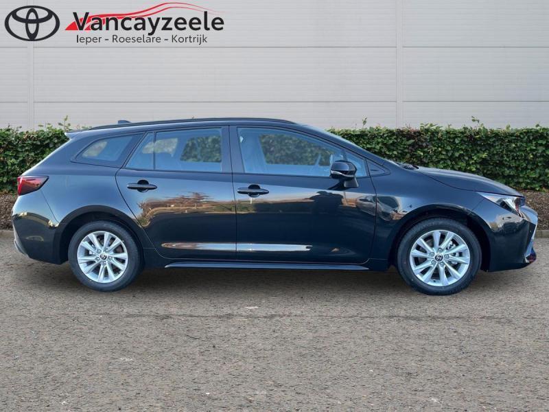 Toyota Corolla TS Dynamic+Businesspack+cam+gps+sens V+A, Automaat, USB, Corolla, Zwart
