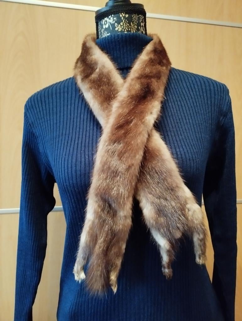 Col en véritable fourrure de vison il manque une queue, Vêtements | Femmes, Enlèvement, Porté