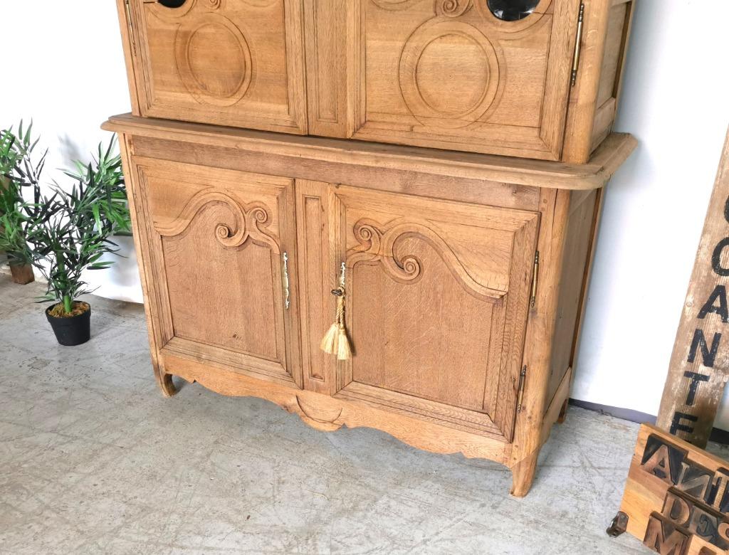 Set van 2 antieke geloogde eiken Normandische Franse kasten, Enlèvement