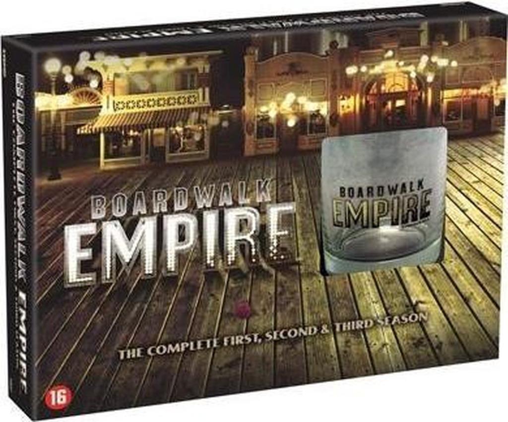 Boardwalk Empire - Seizoen 1 - 3 ( Special box whisky glas ), Vanaf 16 jaar, Ophalen of Verzenden, Nieuw in verpakking, Boxset