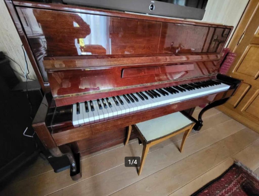 Antieke buffetpiano, Muziek en Instrumenten, Piano's, Ophalen, Gebruikt, Bruin, Piano