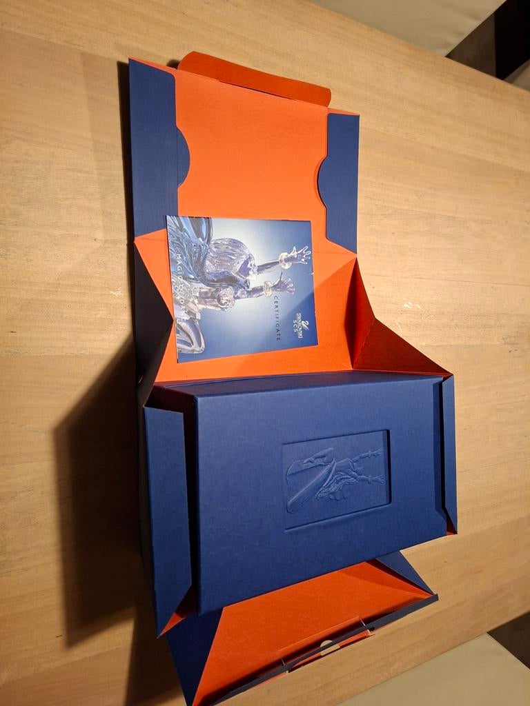 Swarovski jaarstuk 2002 magic of dance, Ophalen