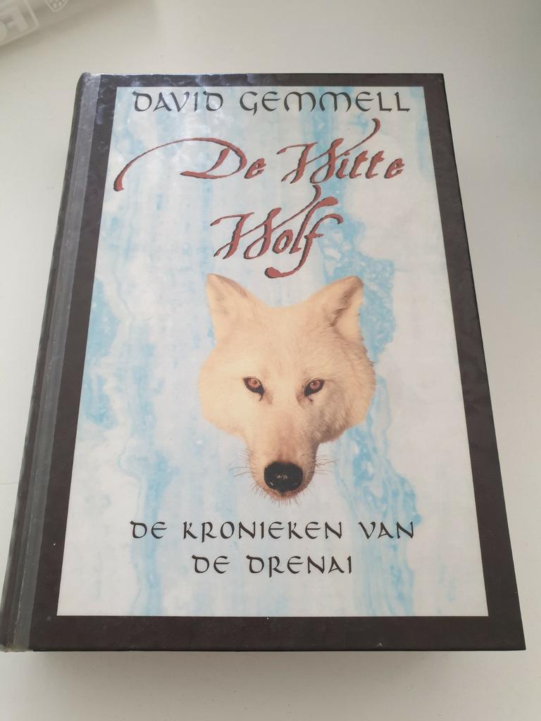 David Gemmell - De witte wolf  DEEL 10 KRONIEKEN VD DRENAI, Boeken, Fantasy, Ophalen of Verzenden