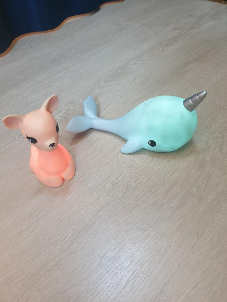 Led nachtlampje Dhink walvis en hert, Ophalen of Verzenden, Zo goed als nieuw