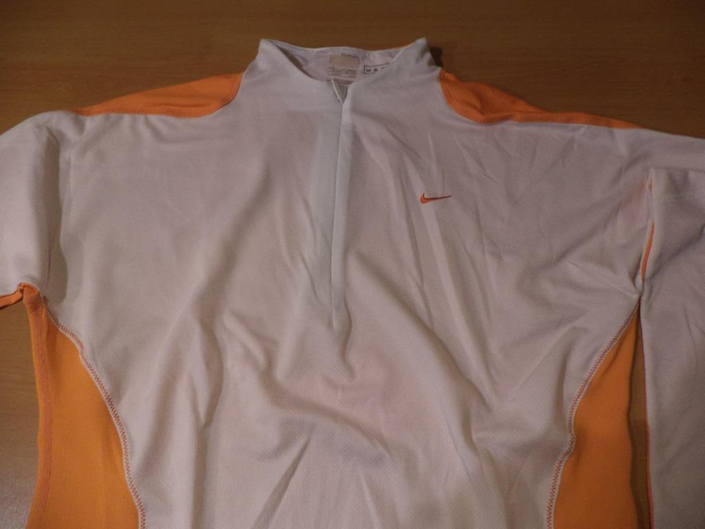 nouveau maillot de course de NIKE, Sports & Fitness, Course, Jogging & Athlétisme, Neuf, Course à pied, Vêtements, Enlèvement ou Envoi