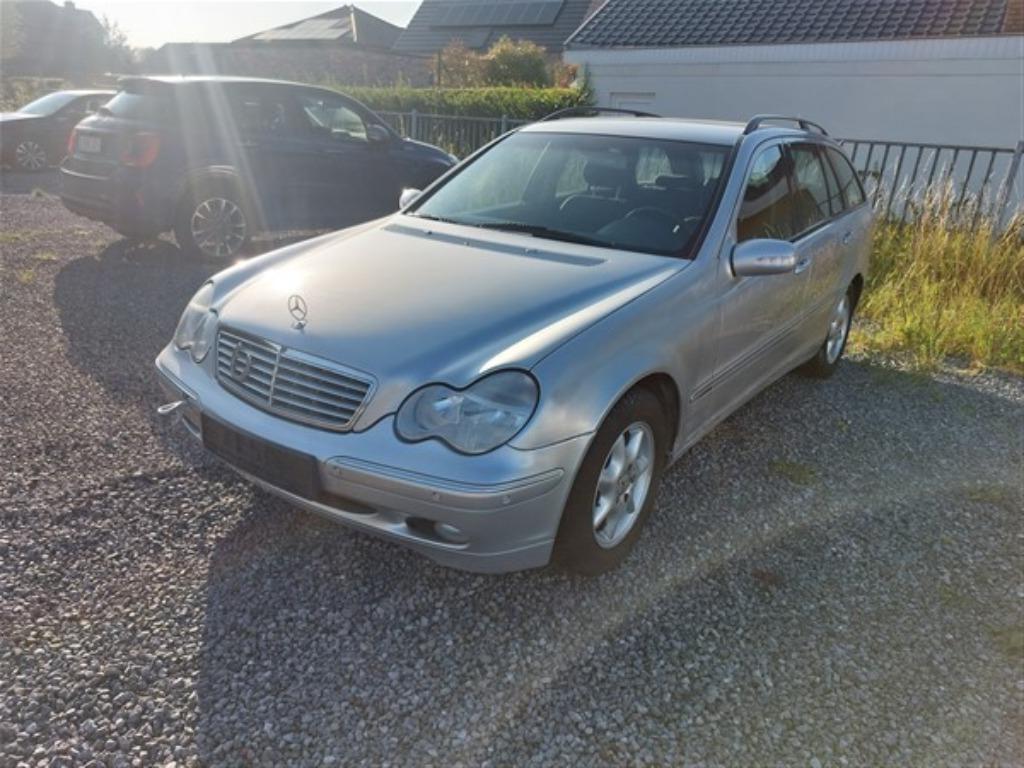 Mercedes automatique 2002, problème de boîte de vitesses, Autos, Argent ou Gris, Achat, Entreprise, Carnet d'entretien