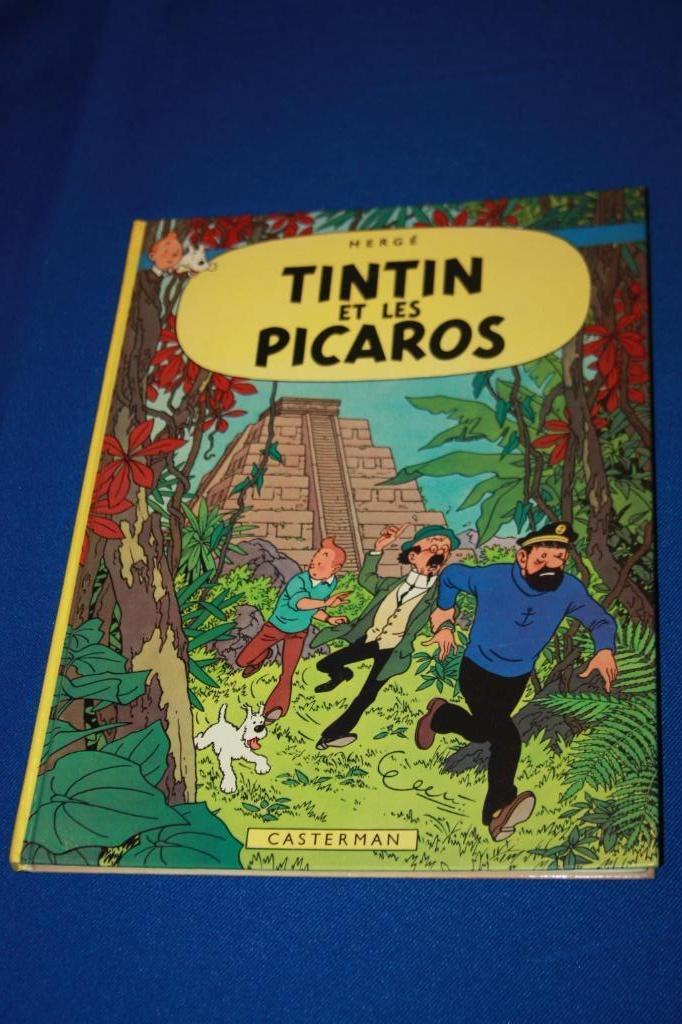 Tintin et les Picaros ( Hergé ) frantalig 1976 Hard Cover, Livres, Enlèvement ou Envoi, Une BD, Utilisé, Hergé