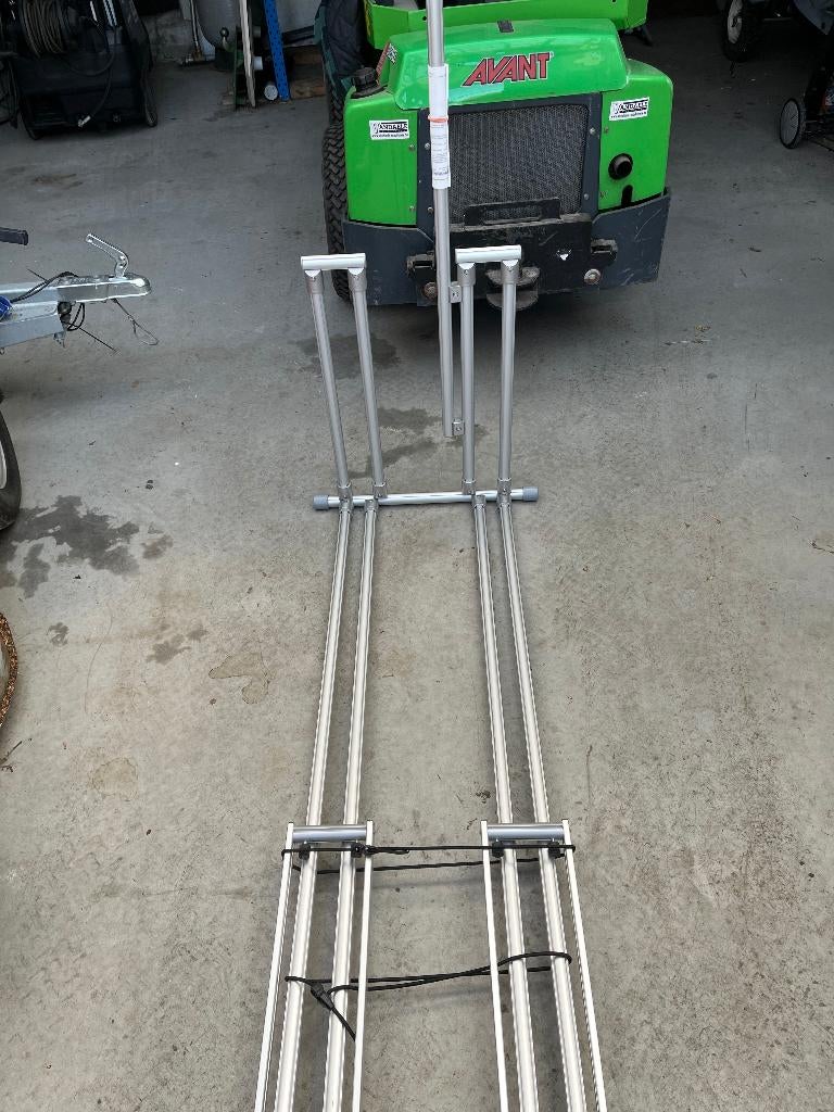 Chrismotec fietsenrek garage motorhome, Particulier