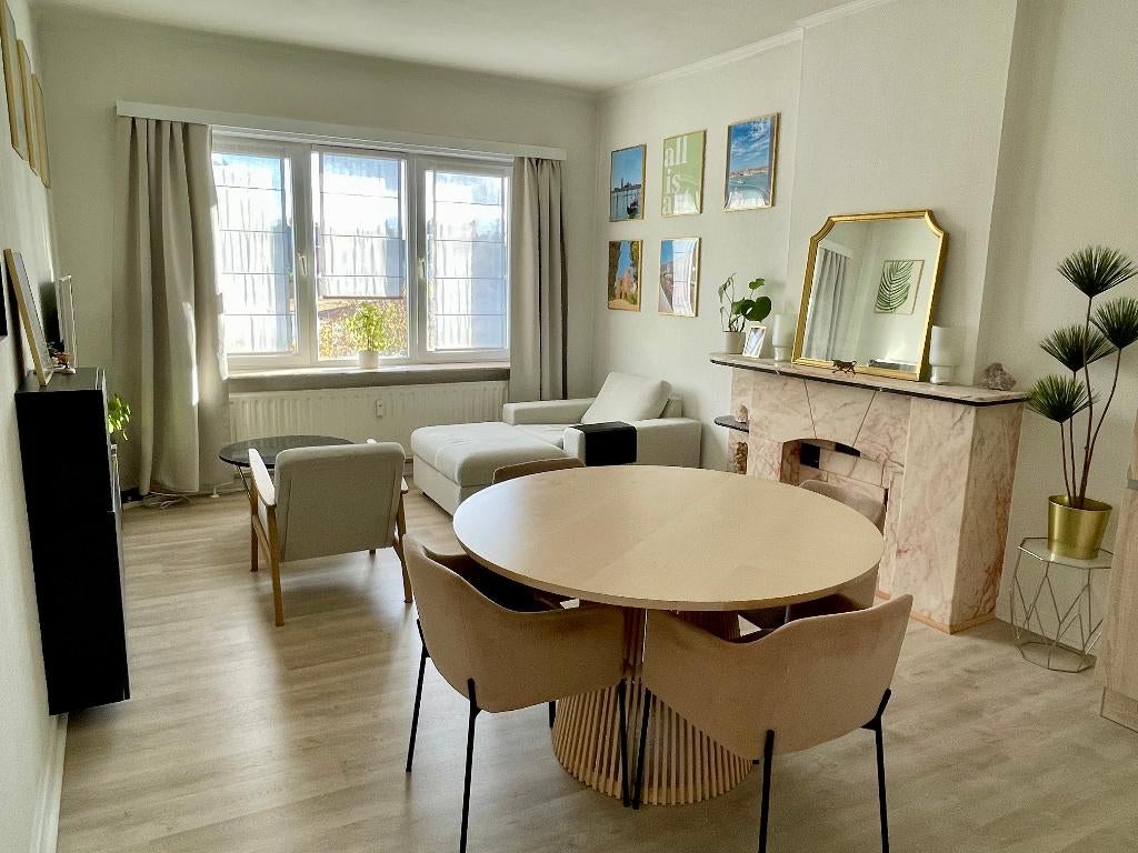 Appartement rénové, lumineux avec vue dégagée, Immo, Maisons à vendre, 61 m², Mont-sur-Marchienne, 1 pièces, Charleroi