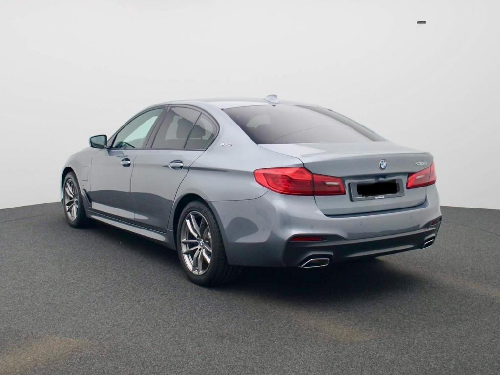 Caméra HUD CARPLAY  pour BMW 530E M-Pack, Autos, Euro 6, Entretenue par le concessionnaire, Automatique, Particulier