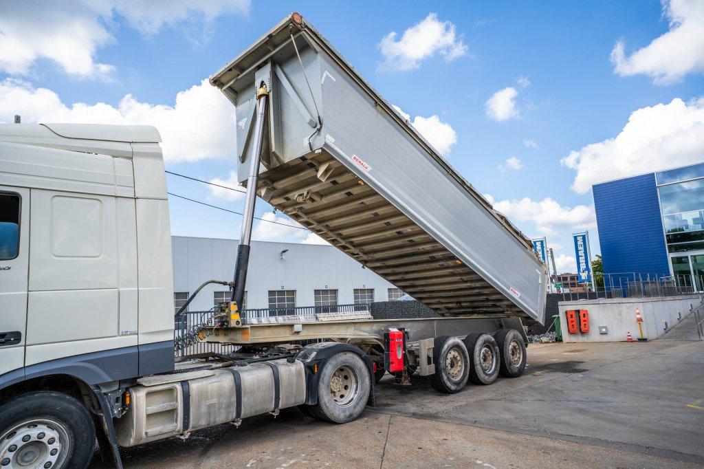 Benalu C39C17-ALU + BACHE - 30m3 (bj 2017), Auto's, Overige brandstoffen, Bedrijf, Aanhangers en Opleggers, Te koop