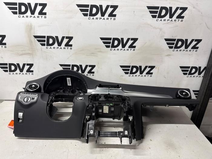 Dashboard van een Mercedes GLC-Klasse, Autos : Pièces & Accessoires, Tableau de bord & Interrupteurs, 3 mois de garantie, Utilisé