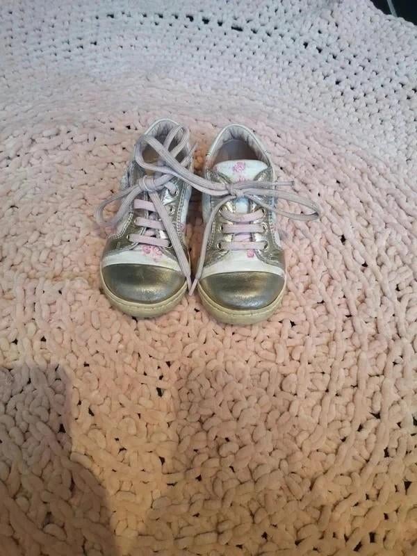 Monnalisa sneakers, Gebruikt, Meisje, Sportschoenen, Ophalen of Verzenden