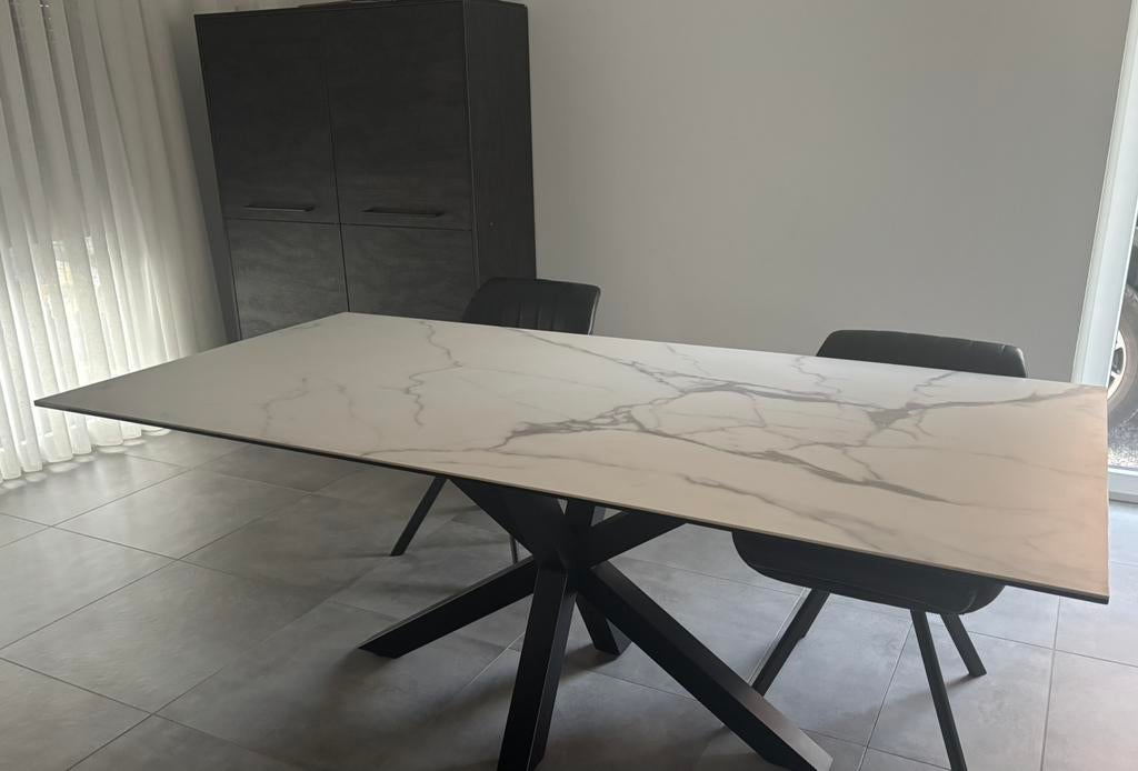 Eettafel Wit,Zwart, Huis en Inrichting, Tafels | Eettafels, Ophalen, Zo goed als nieuw, Vijf personen of meer