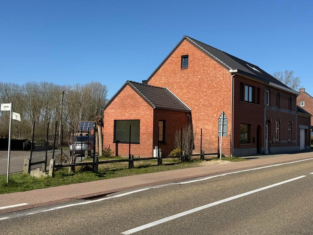 Huis te huur Schulen, Immo, Huizen te huur, Direct bij eigenaar, 3 kamers, Hoekwoning, 150 m²