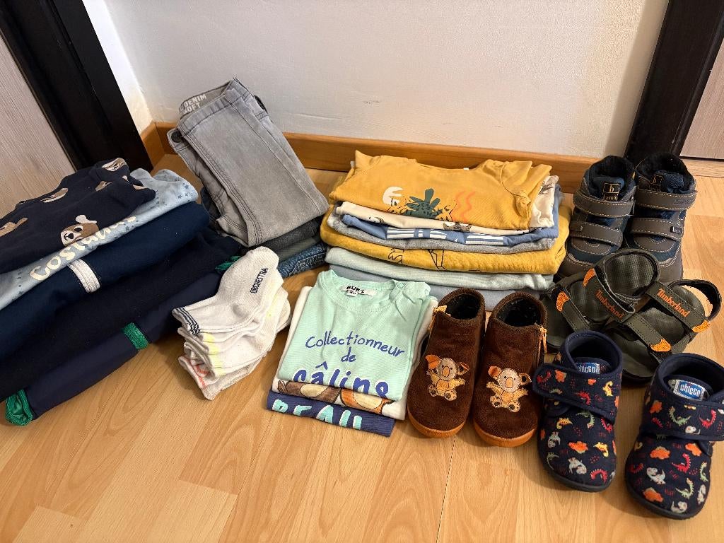 lot vêtements garçon 18/24 mois, Enfants & Bébés, Enlèvement ou Envoi, Comme neuf, Garçon