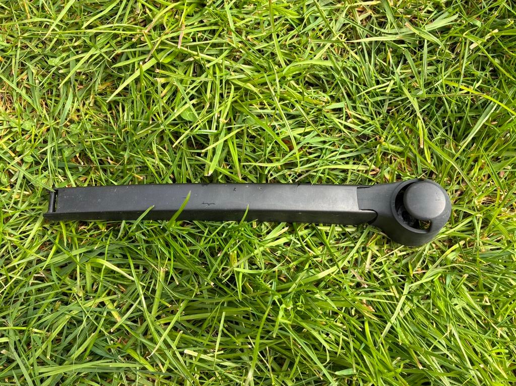 Originele ruitenwisserarm Volkswagen Golf 5, Auto-onderdelen, Ophalen, Volkswagen