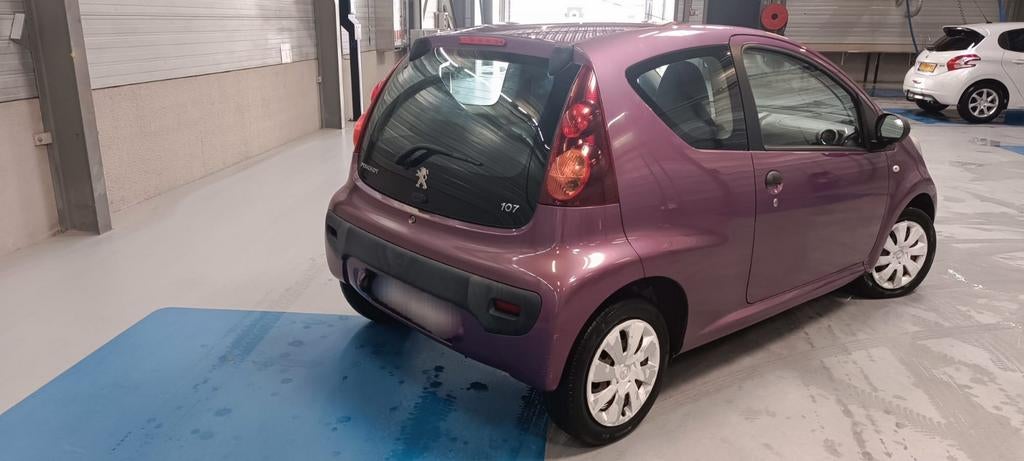 Peugeot 107 te koop, Auto's, Peugeot, Euro 5, Stof, 50 kW, Overige kleuren