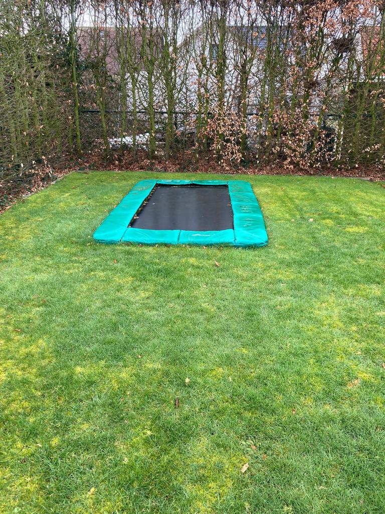 Rechthoekige Ingraaf Trampoline Akrobat Orbit 305x183 cm, Ophalen, Gebruikt