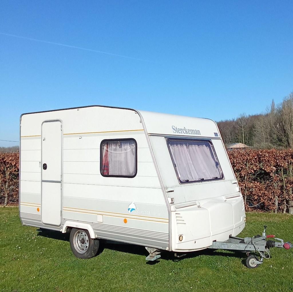 Caravane sans inspection - 750 kg 2002, tente + auvent., Caravanes & Camping, Coin salon convertible, Sterckeman, Roue de secours