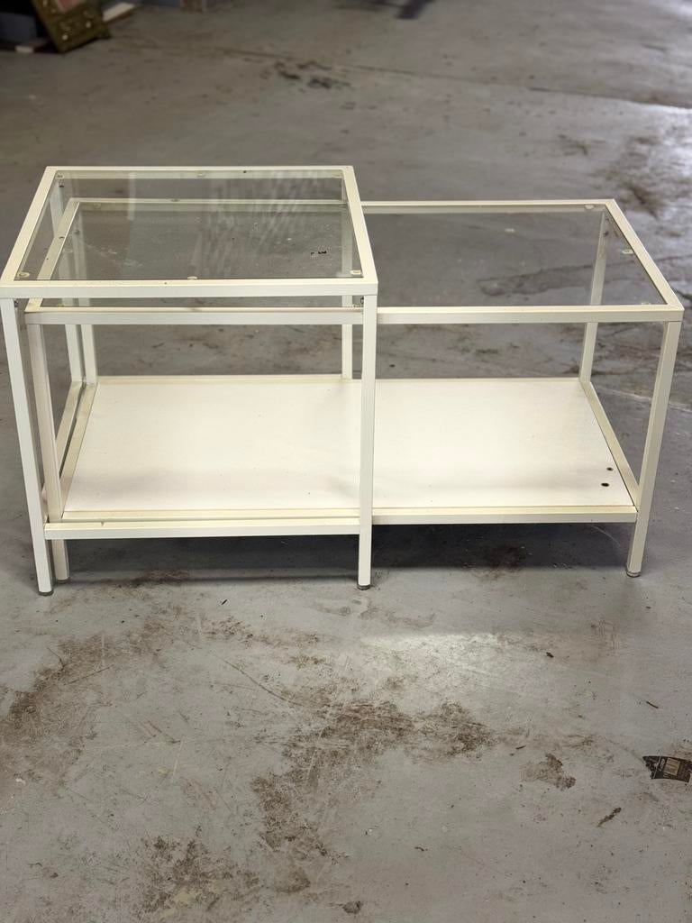 Salontafeltjes ideaal voor op kot, Ophalen, Zo goed als nieuw