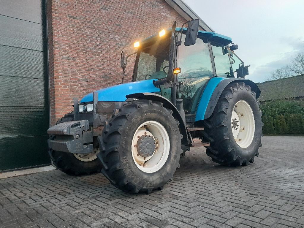 New Holland TL100 Tractor, Ophalen, Gebruikt
