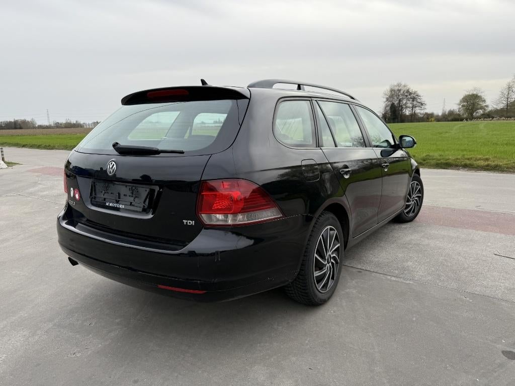 Volkswagen Golf 6 1.6 TDI *2010* EURO 5, Auto's, Voorwielaandrijving, Euro 5, Zwart, Bedrijf