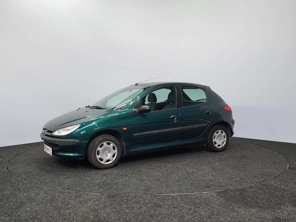 Peugeot 206 1.1i ~ Radio MP3 ~ Klok ~ Manueel, Autos, 1124 cm³, Achat, Entreprise, Boîte manuelle